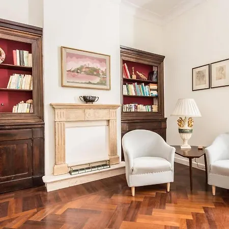 Vatican Large Comfortable Apartman *