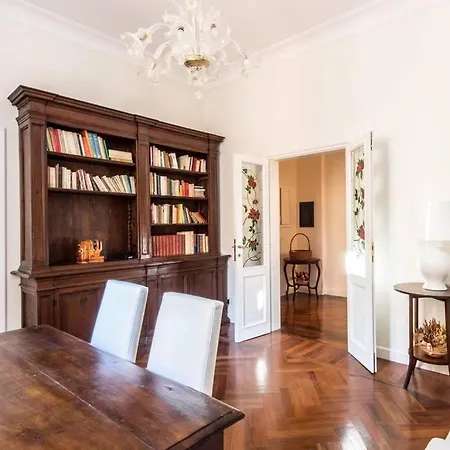 Vatican Large Comfortable